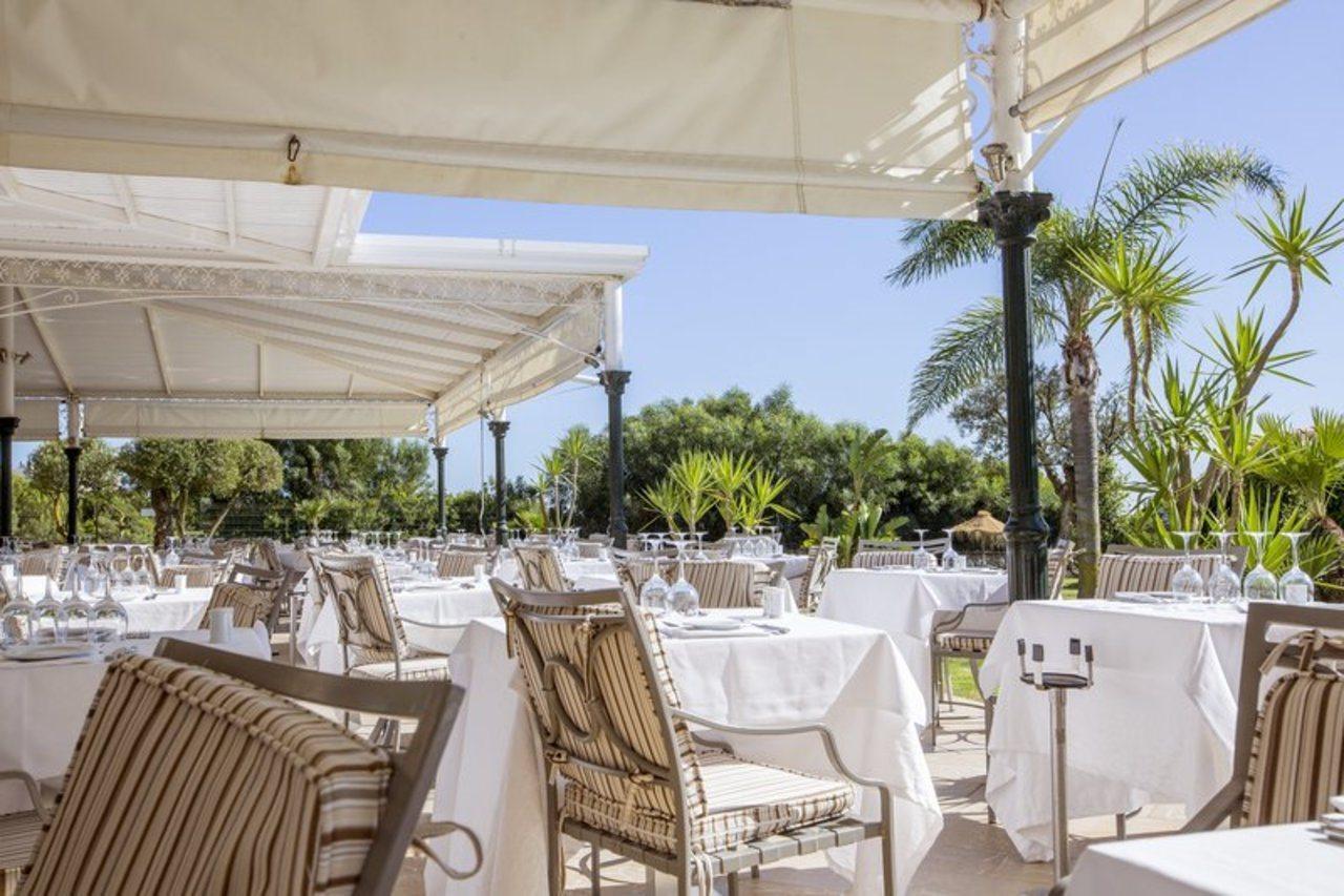 Hipotels Barrosa Palace & Spa شيكلانا دي لا فرونتيرا المظهر الخارجي الصورة Restaurant