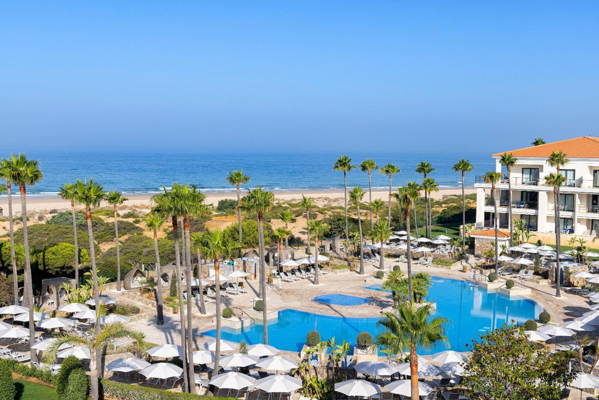 Hipotels Barrosa Palace & Spa شيكلانا دي لا فرونتيرا المظهر الخارجي الصورة The pool at the Hilton Tel Aviv