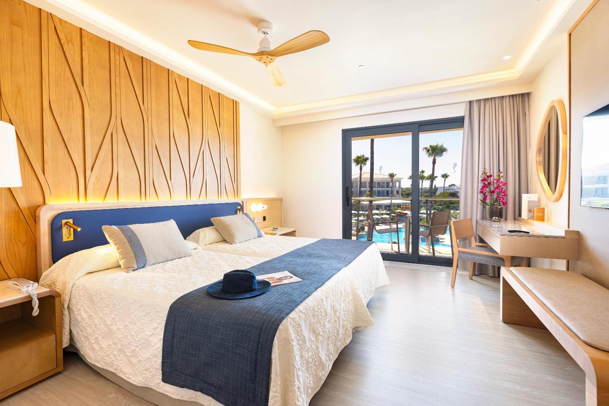 Hipotels Barrosa Palace & Spa شيكلانا دي لا فرونتيرا المظهر الخارجي الصورة Deluxe Room