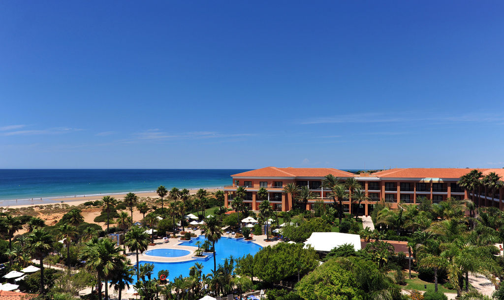 Hipotels Barrosa Palace & Spa شيكلانا دي لا فرونتيرا المظهر الخارجي الصورة The resort's main pool